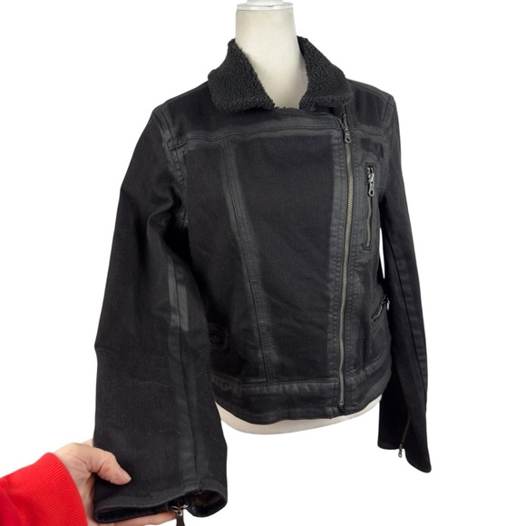 PAIGE Sydney Moto Jacket Night Flight Sherpa Coated Black Stretch Denim Large - Picture 5 of 16